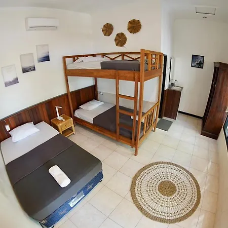 Jepun Villas 10 - One Bedroom With 3 Beds And Kitchen