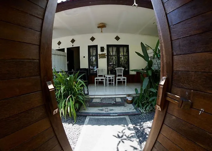 Jepun 10 - One Bedroom With 3 Beds And Kitchen アパート